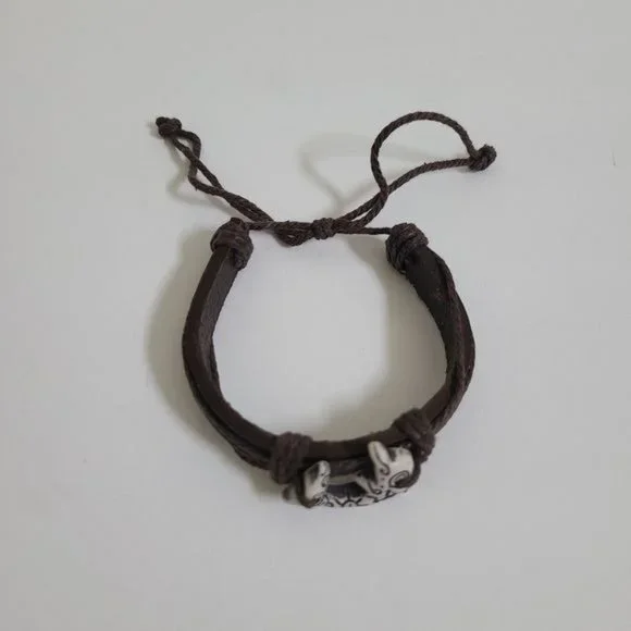 Dolphin with Indian Symbols Engraved faux leather Bracelet unisex - Picture 5 of 5